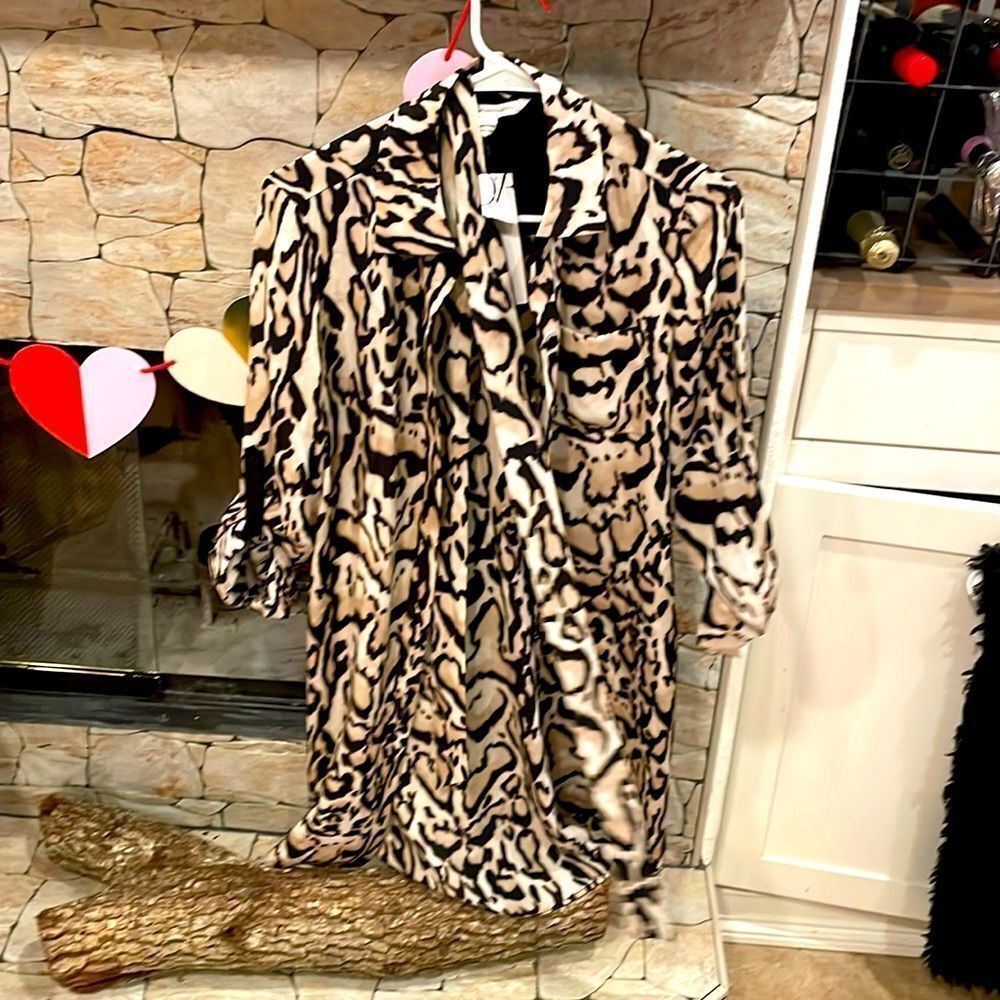 NWT DVF dress with tie 100% silk